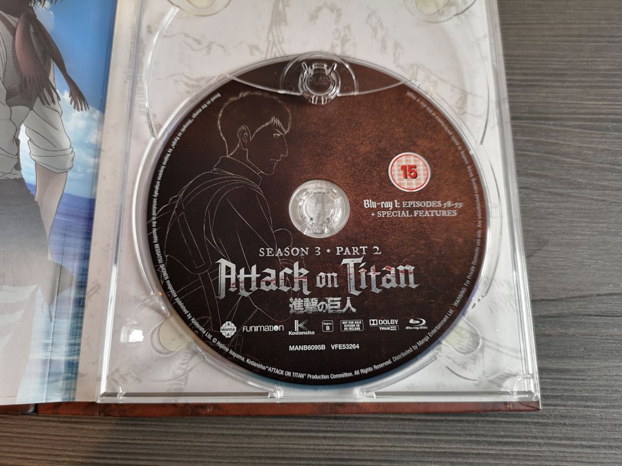 Attack on Titan Season 3 Part 2 (Limited Edition Blu-ray & DVD ...